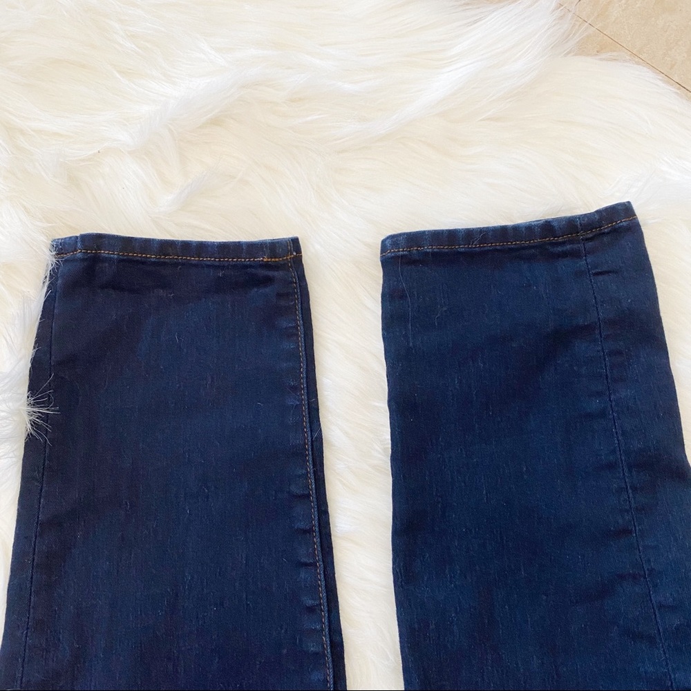 J Brand 811 Mid Rise Dark Wash Skinny Jeans - Picture 7 of 8